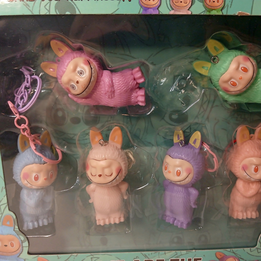 Colorful Character Keychain Set - Picture 2 of 3